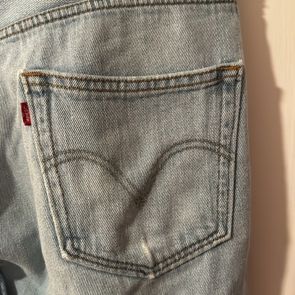 Levi's 550 Relaxed Fit Straight Leg Light Wash Men's Denim Jeans 36/34 - Picture 8 of 12